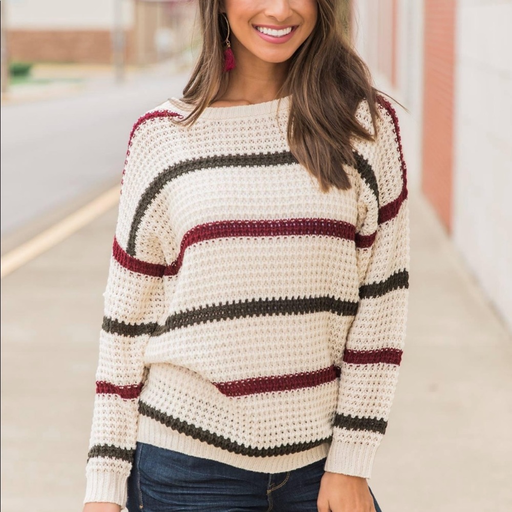 Pink Lily Women’ Size M Seasonal Sweater